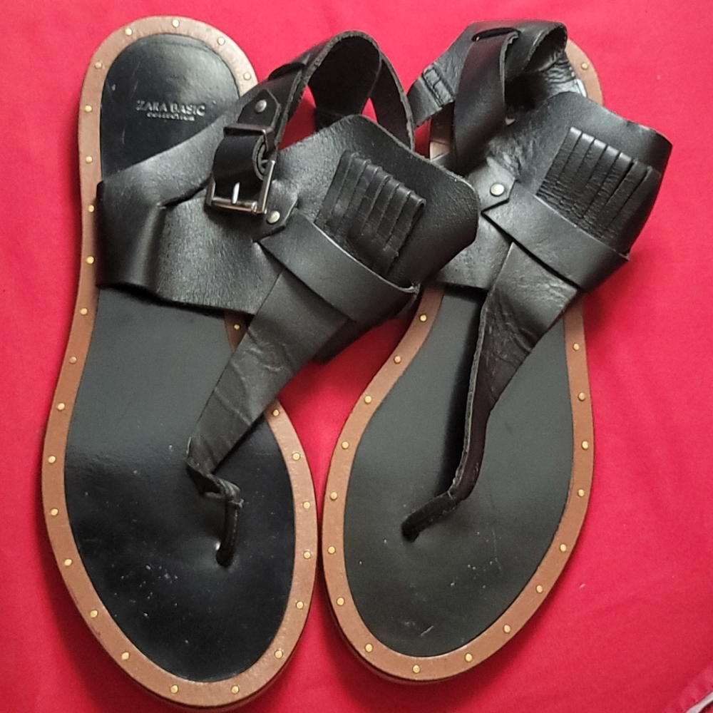 Zara toe Sandals